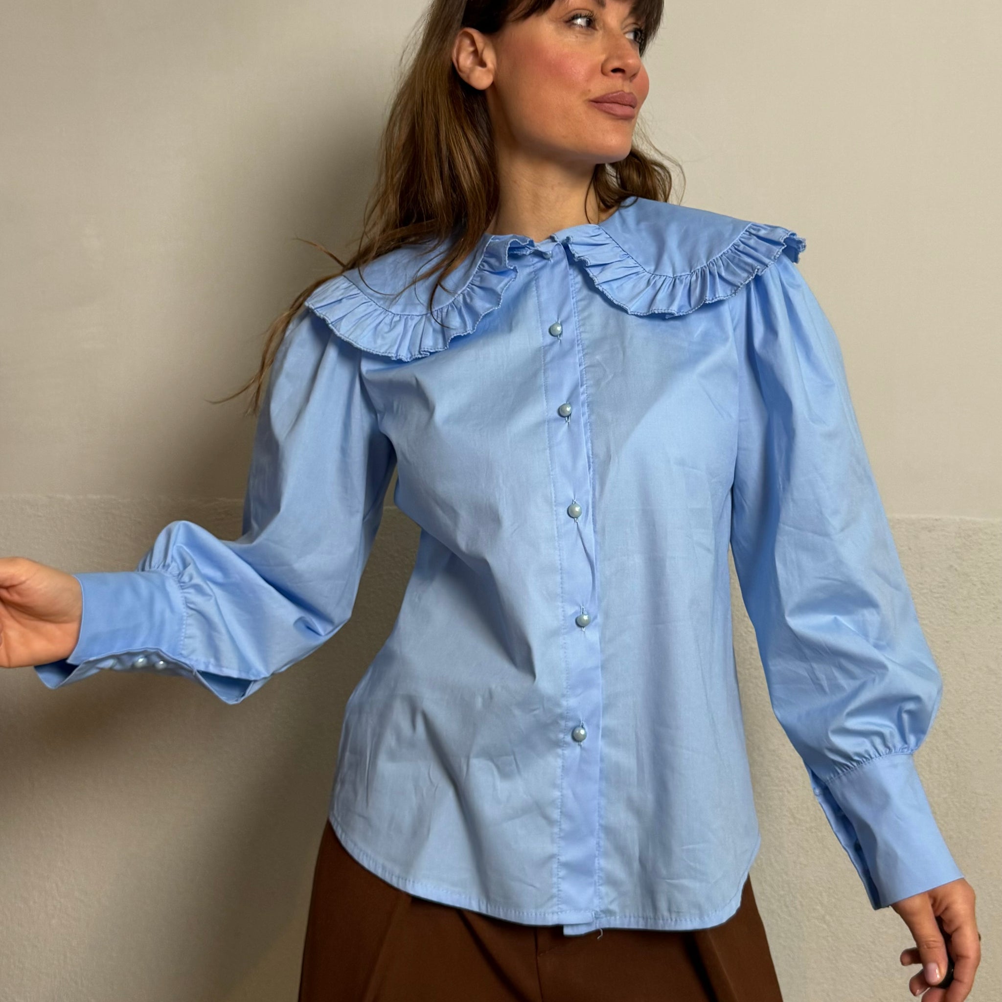 Camicia collo “bevero ” Azzurra