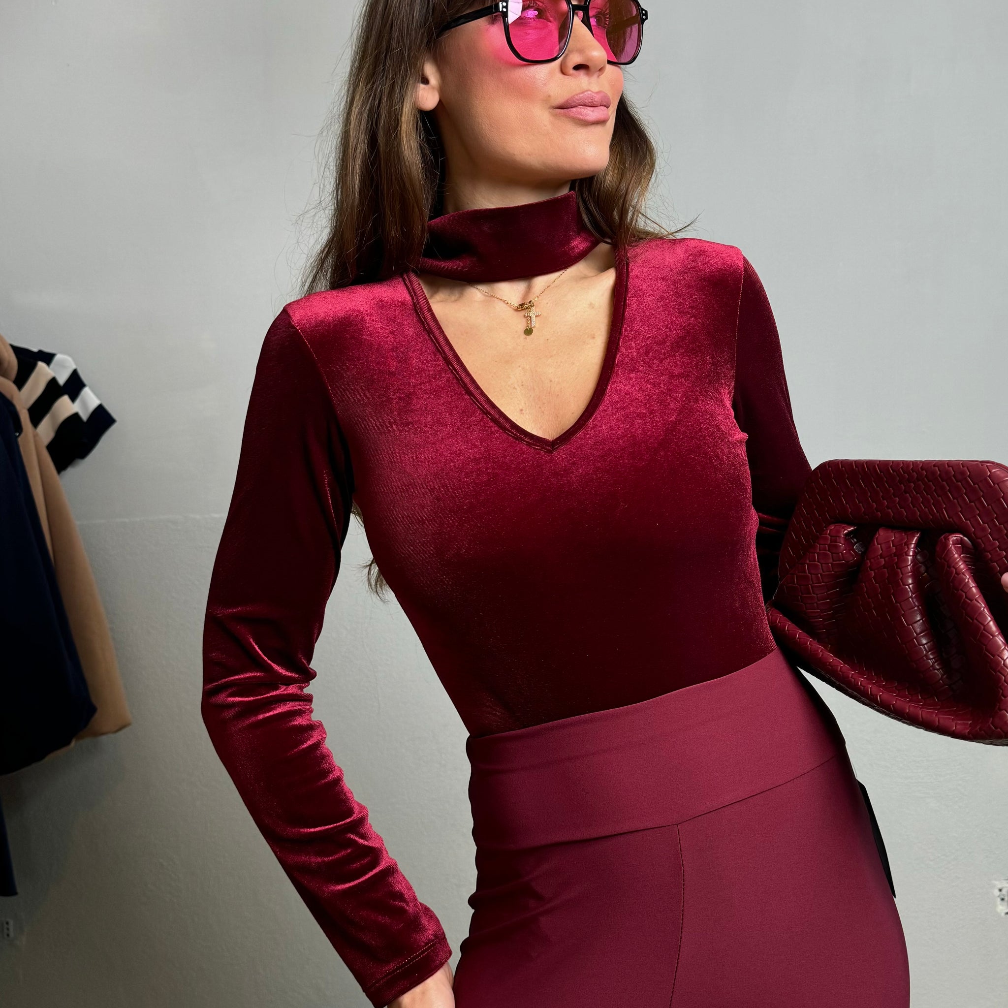 Body con colletto in velluto bordeaux