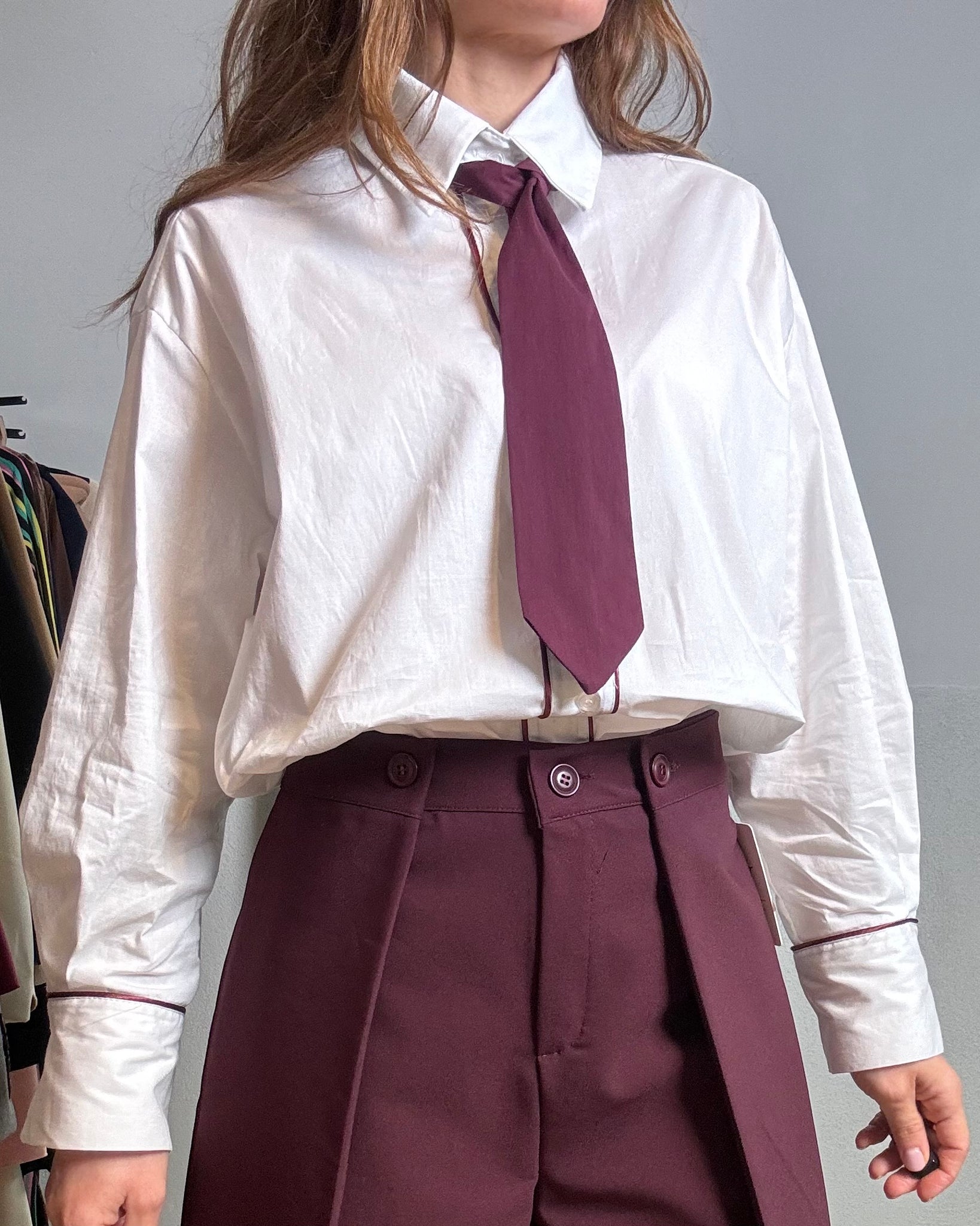 Camicia lunga Charlotte con fiocco/cravatta