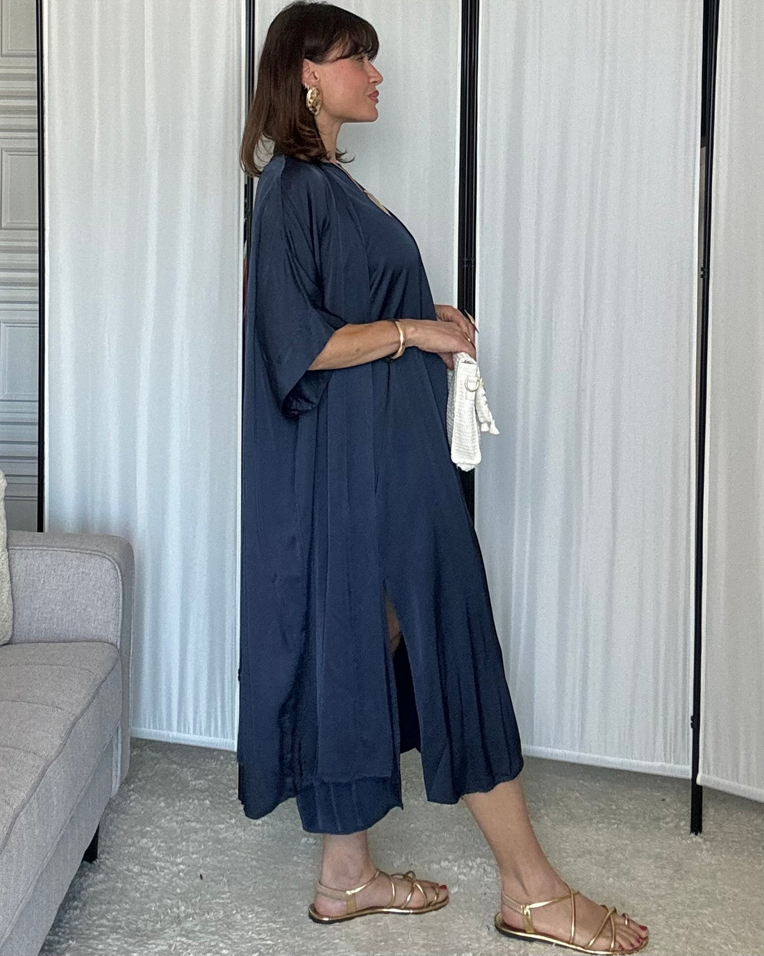 Completo luxury in seta viscosa  abito e spolverino Made in Italy blu