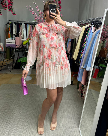 Abito chiffon plissettato rosa e rosa pastello