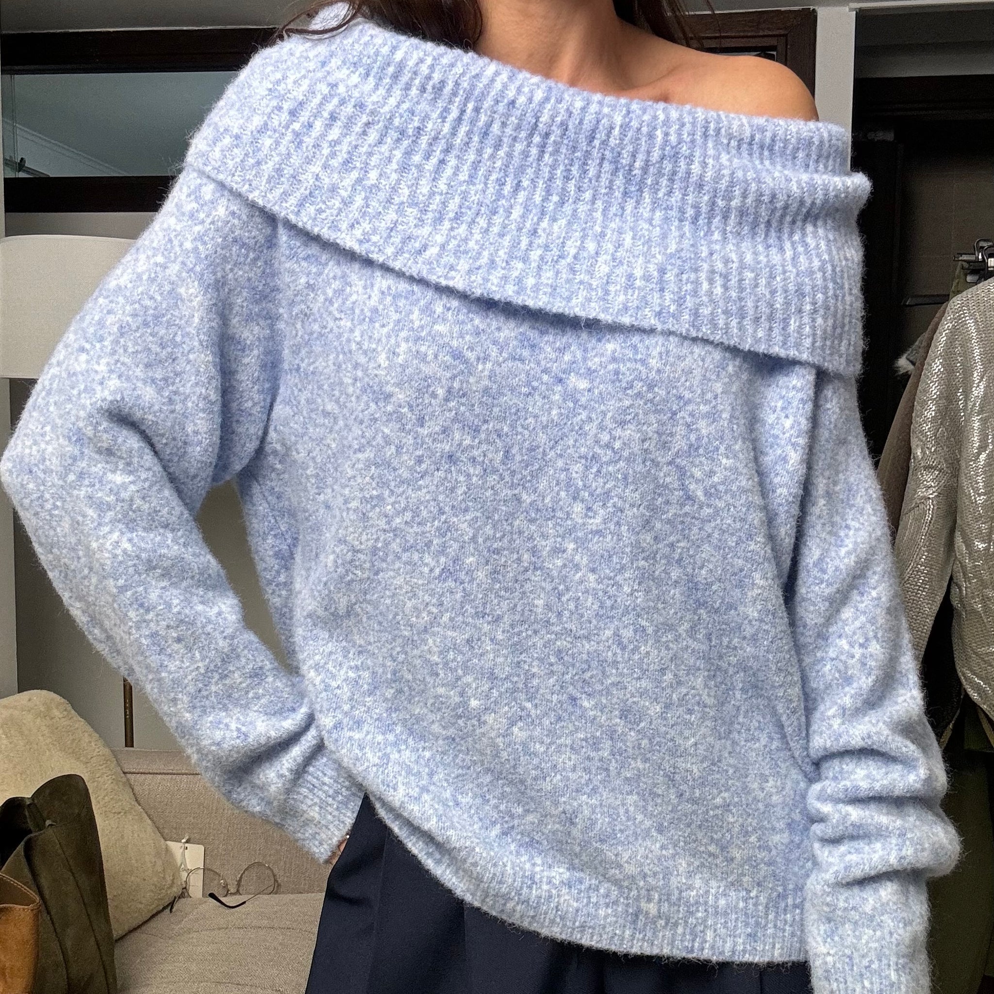 Pullover soffice scollo a barca misto lana azzurro polvere