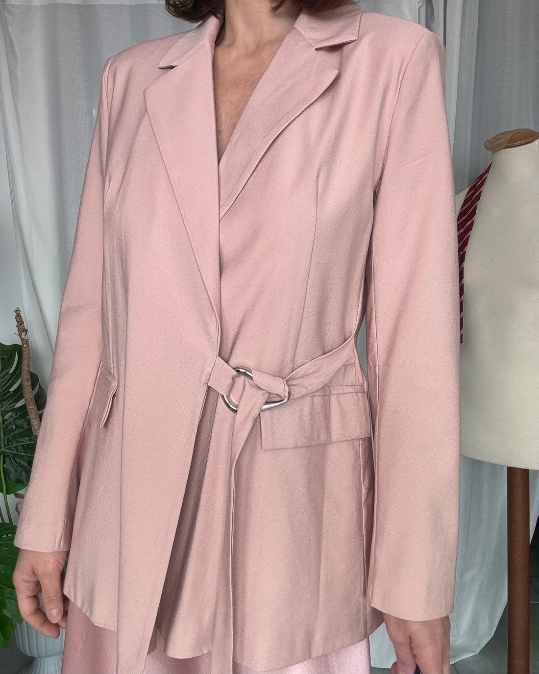 Completo elegante balzer e gonna rosa cipria