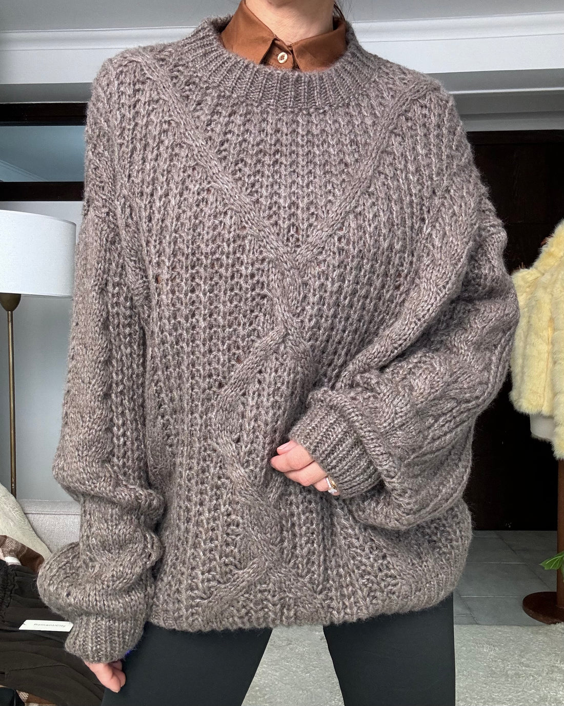 Pullover maxi in lana intrecciata Tortora