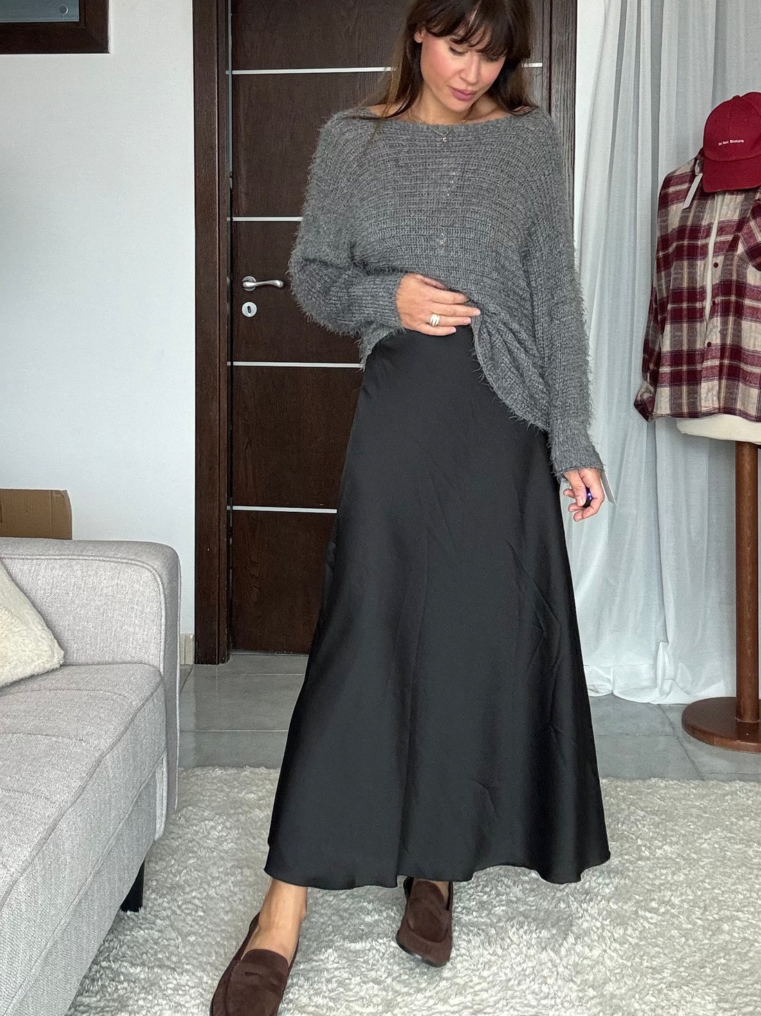 Pullover scollo a barca filato peloso grigio