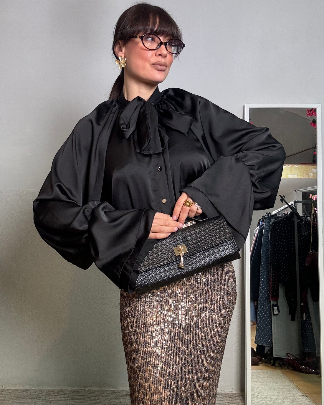 Camicia Penelope simil seta oversize nera