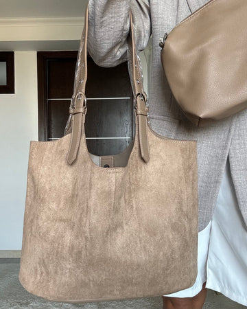 Borsa Maxi shopper con pochette interna e tracolla light camel