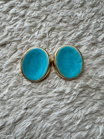 Orecchini ovali cielo bordo oro