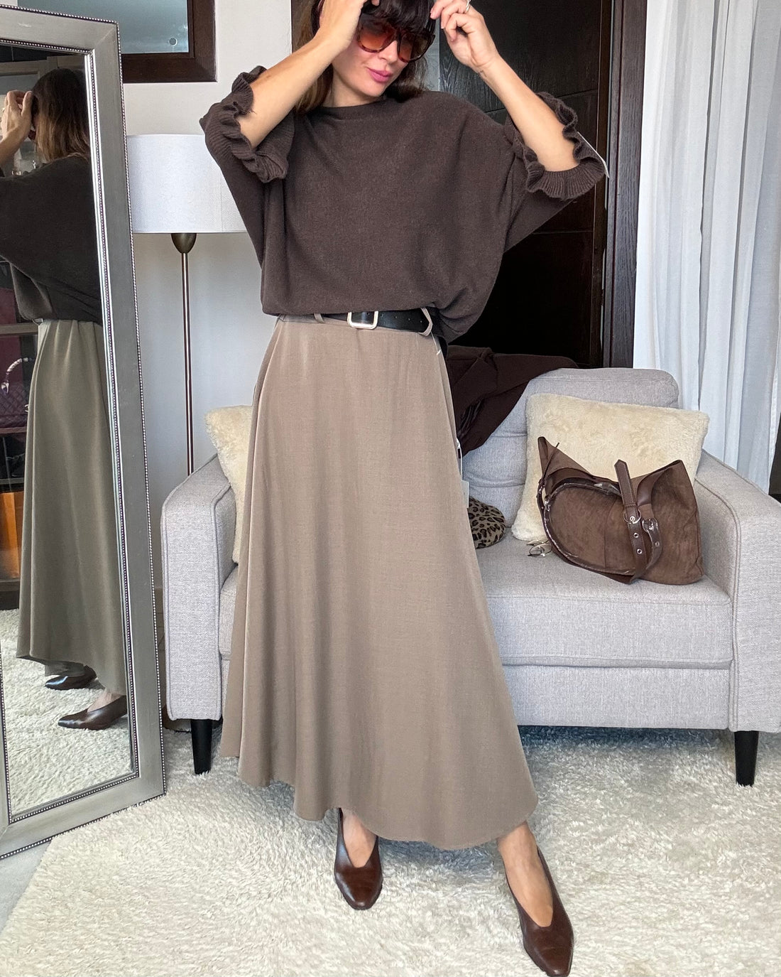 Gonnellone con cintura mezza campana fango