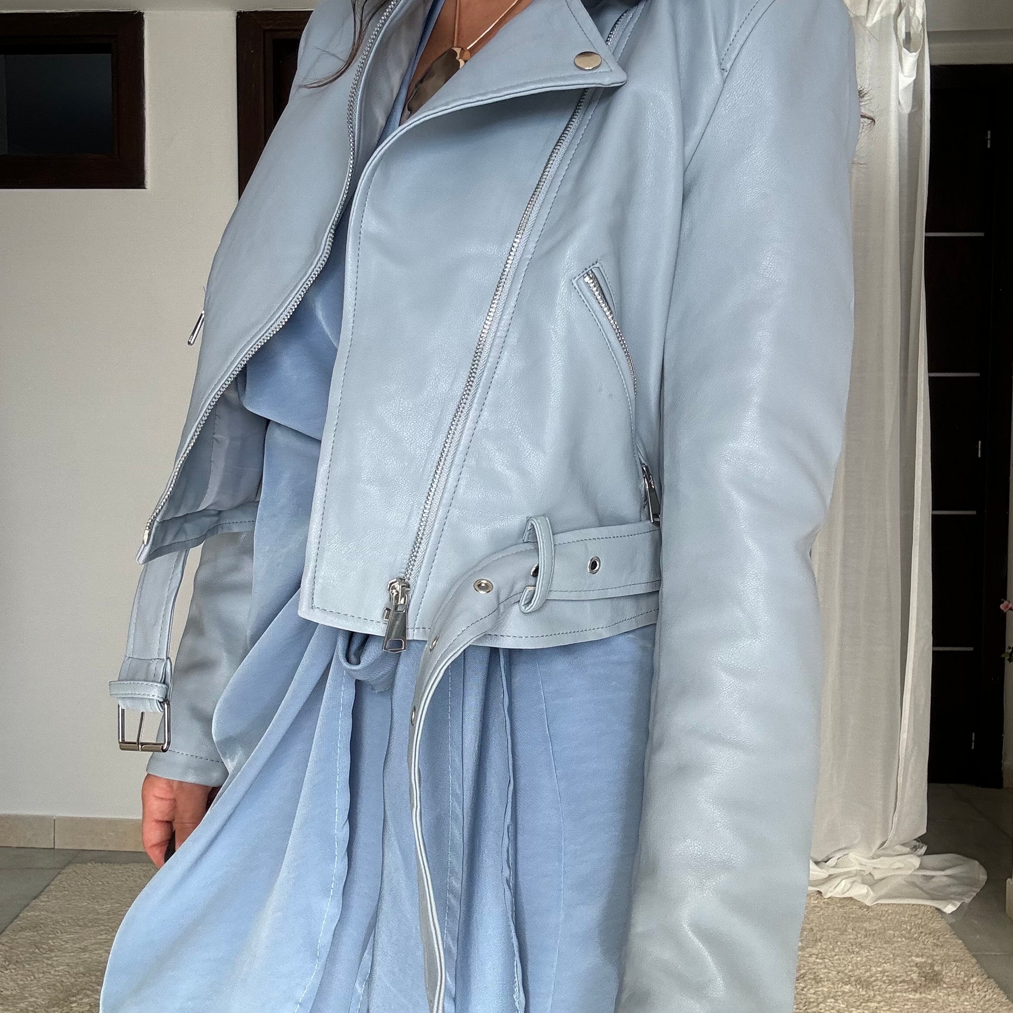 Biker celeste polvere