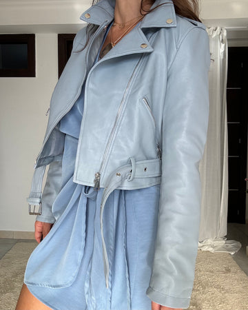 Biker celeste polvere