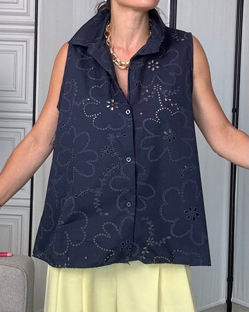 Camicia scollo americano fit trapezio 100% cotone pizzo sangallo blu