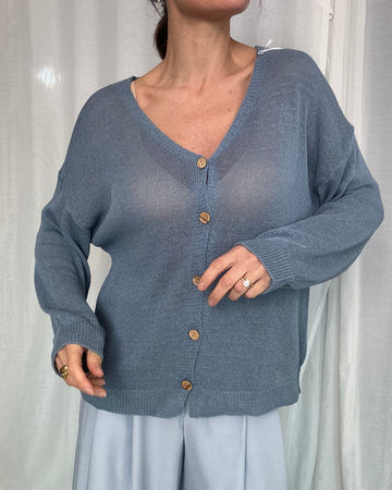 Cardigan estivo  100% lavorato in filo di cotone blu avio